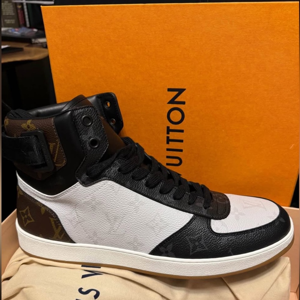 ‼️RARE Louis Vuitton Rivoli High-Top Men’s Sneakers ‼️